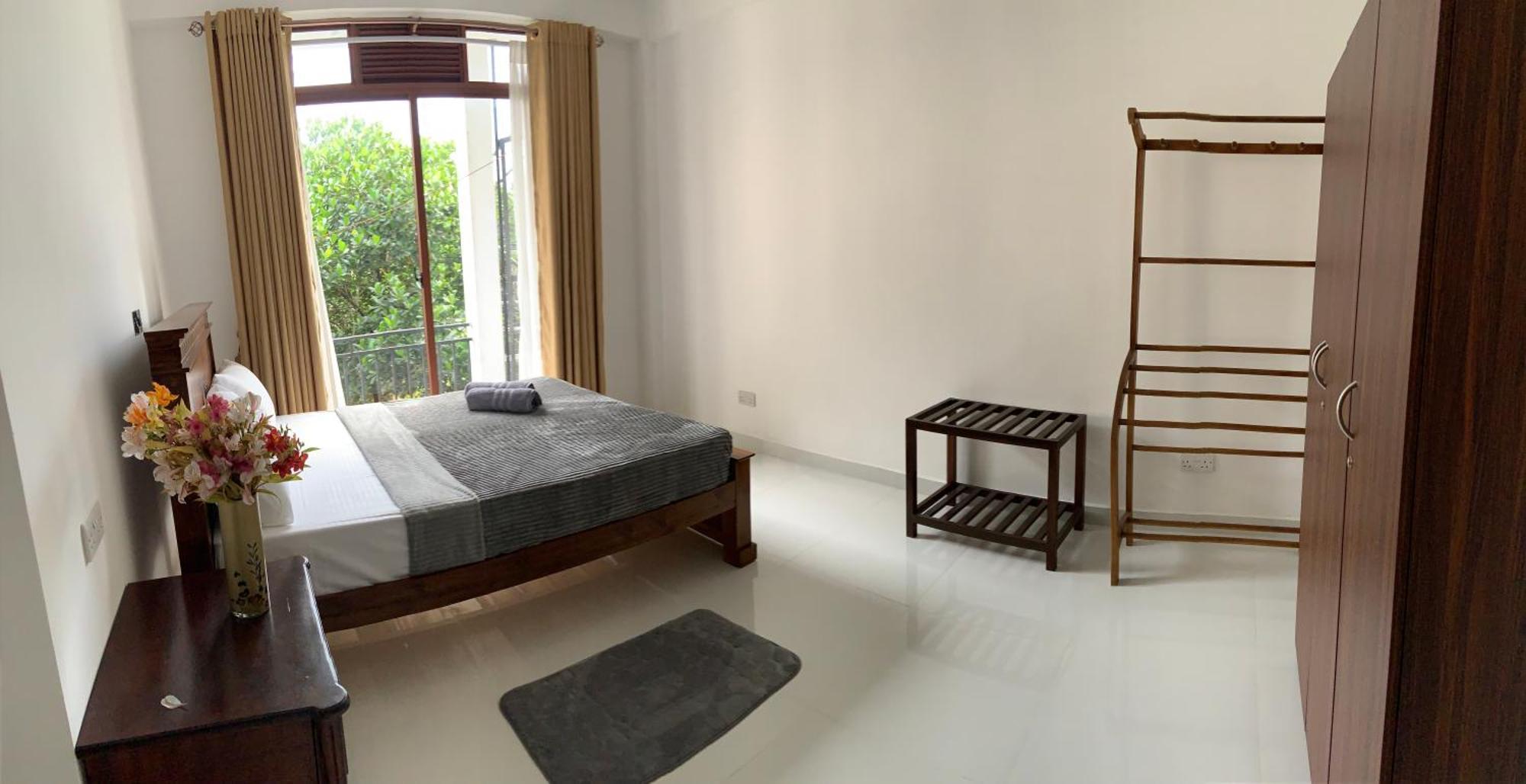 Golden King Residence - Free Pickup From Kandy Railway Station Exterior photo