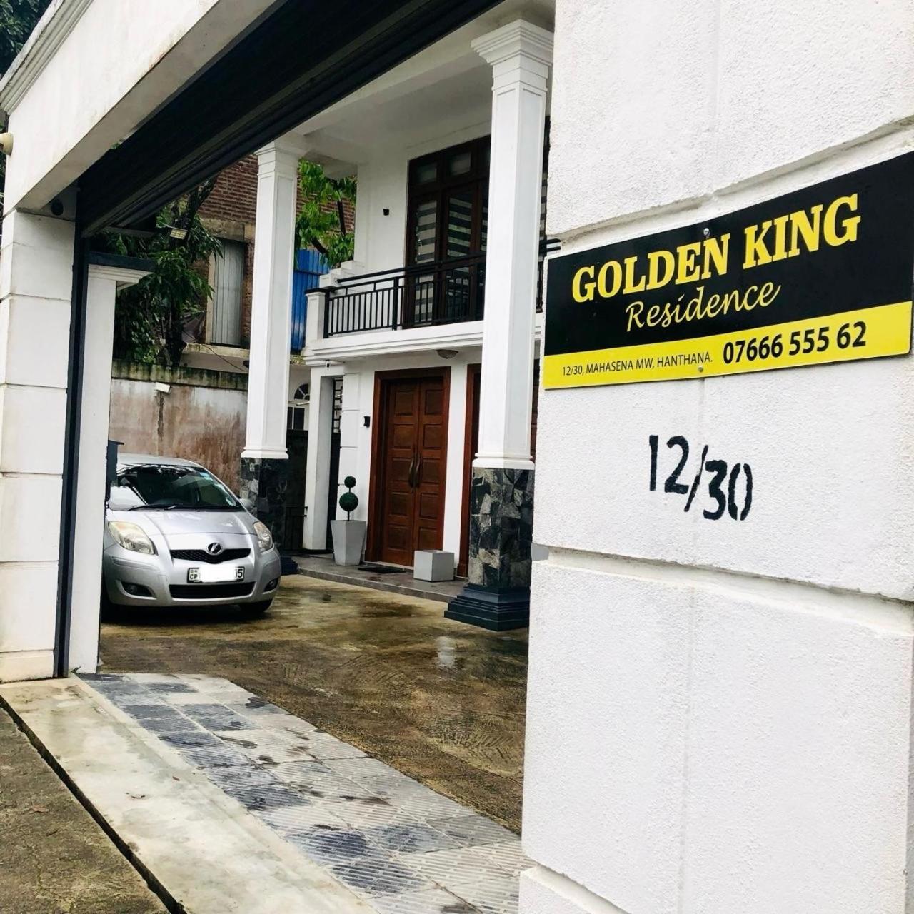 Golden King Residence - Free Pickup From Kandy Railway Station Exterior photo